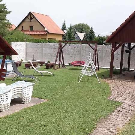 Holiday Home In Balatonmariafuerdo 19426 Экстерьер фото